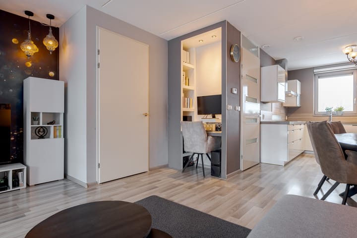 Foto 14 van Vrieswijkstraat 9