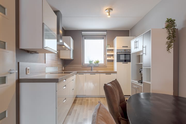 Foto 16 van Vrieswijkstraat 9