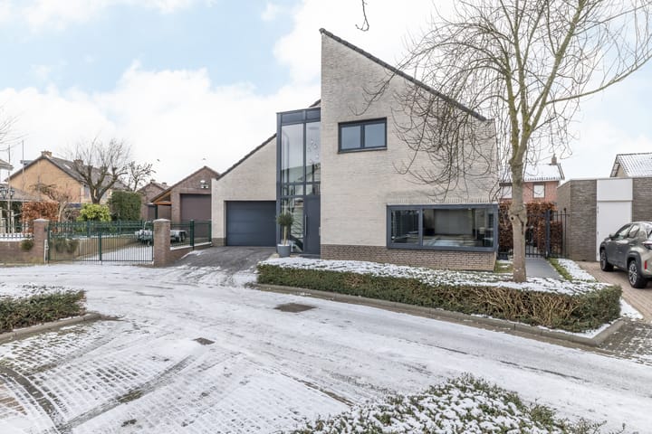 Foto 61 van Raath 12