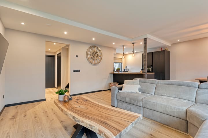 Photo 13 of Torenes 11