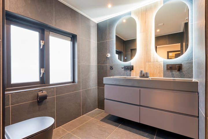 Photo 32 of Torenes 11