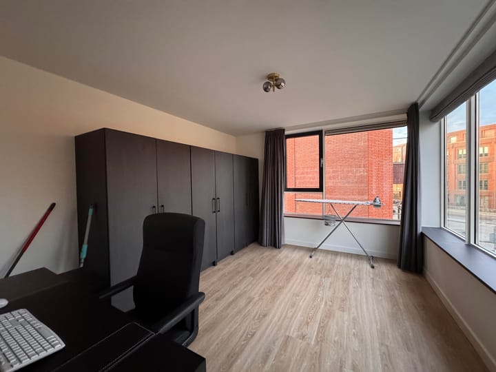 Photo 16 of Anton Geesinkstraat 11-E