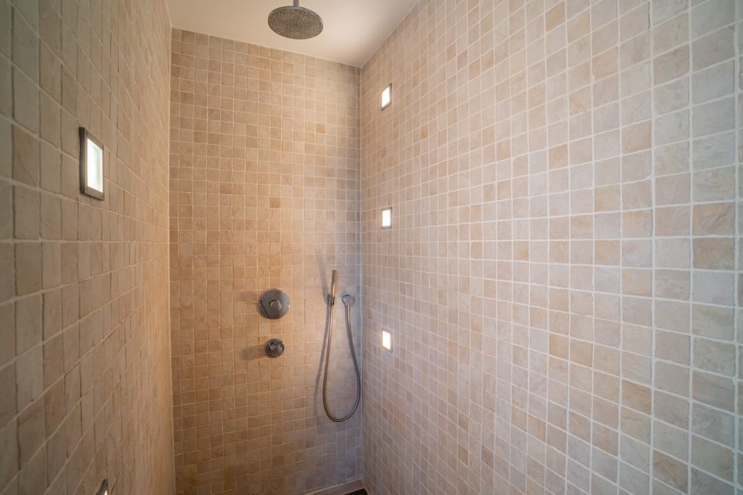 Foto 41 van Meedhuizerweg 40-A