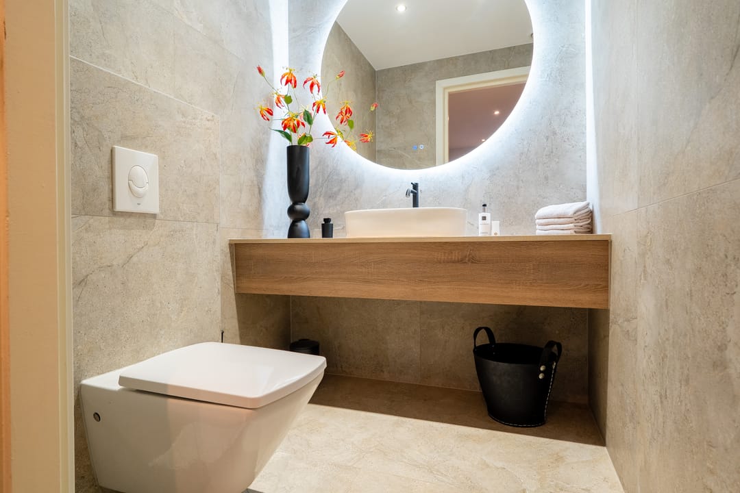 Foto 43 van Meedhuizerweg 40-A