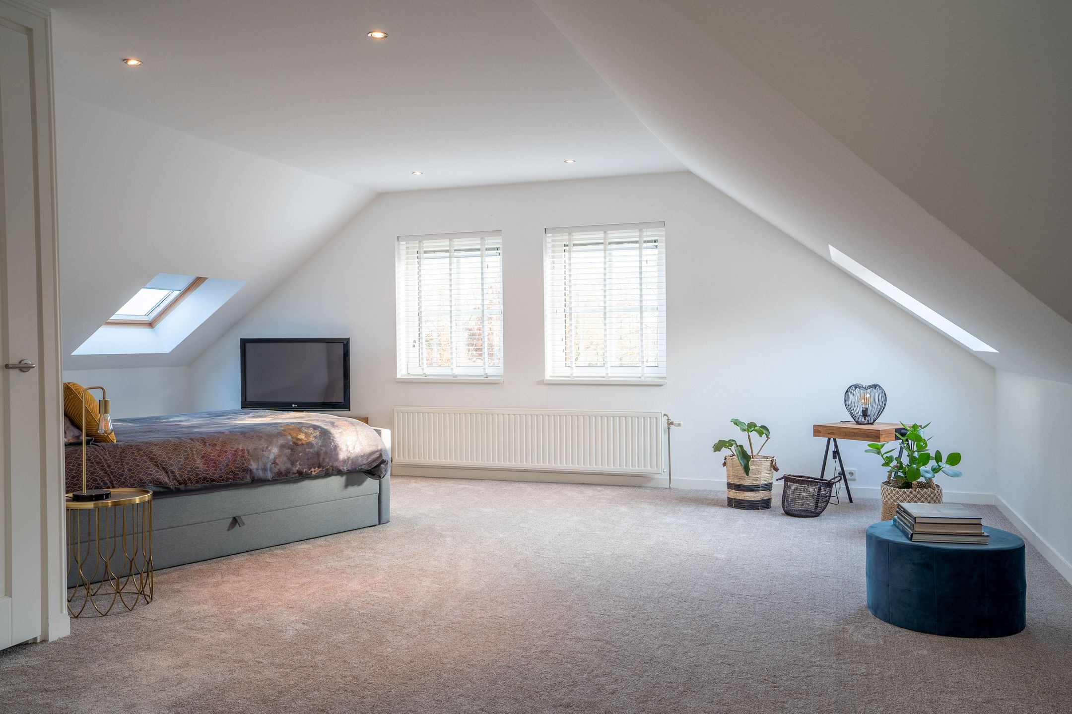 Foto 48 van Meedhuizerweg 40-A