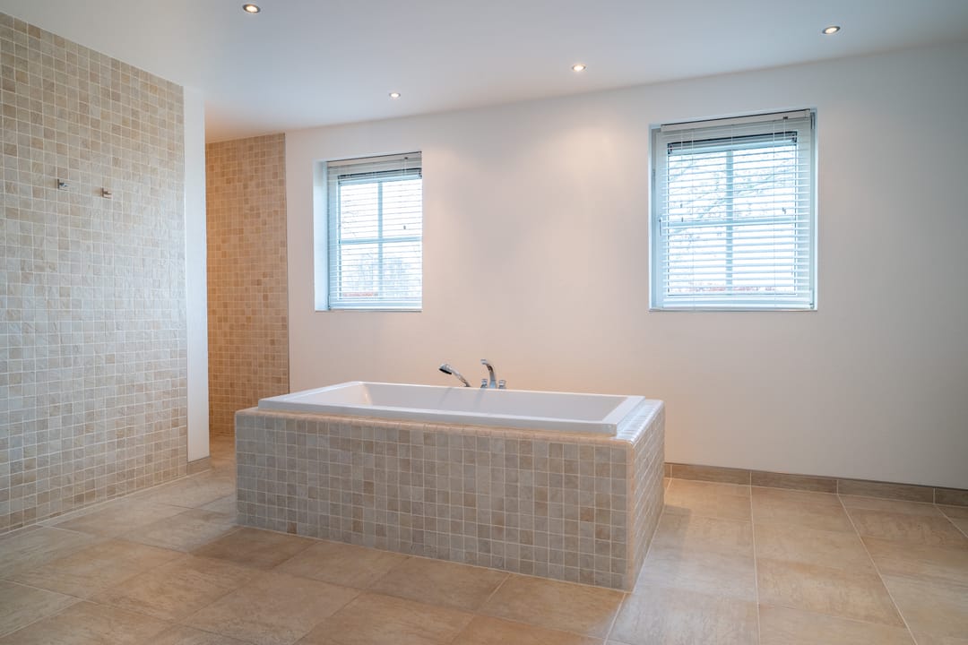 Foto 38 van Meedhuizerweg 40-A