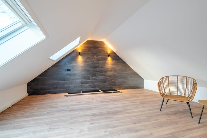 Foto 64 van Meedhuizerweg 40-A