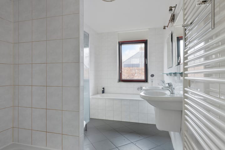 Foto 20 van Renata 51