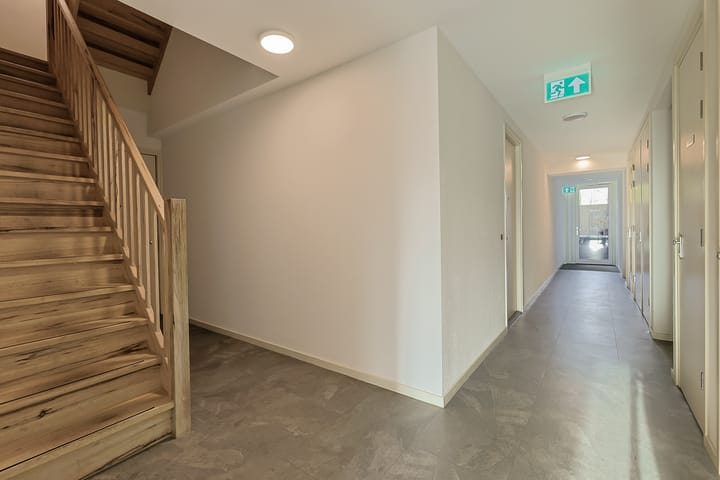 Foto 9 van Achterweg 2-J