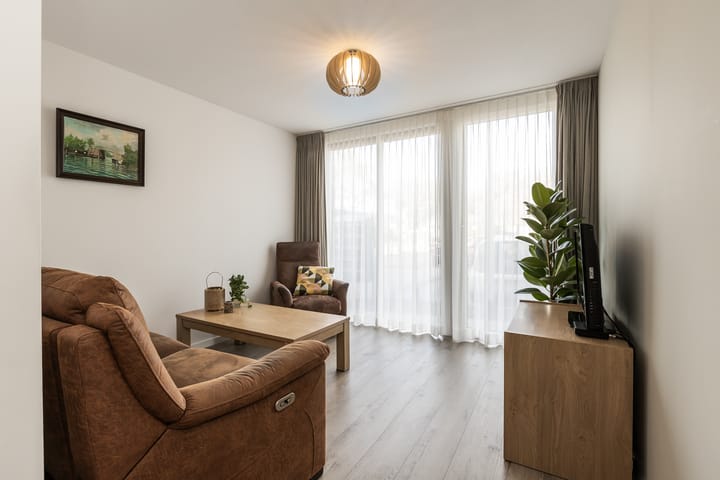 Foto 17 van Achterweg 2-J