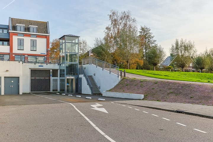 Foto 30 van Achterweg 2-J