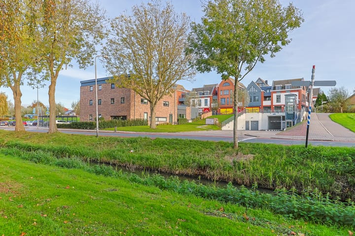 Foto 33 van Achterweg 2-J