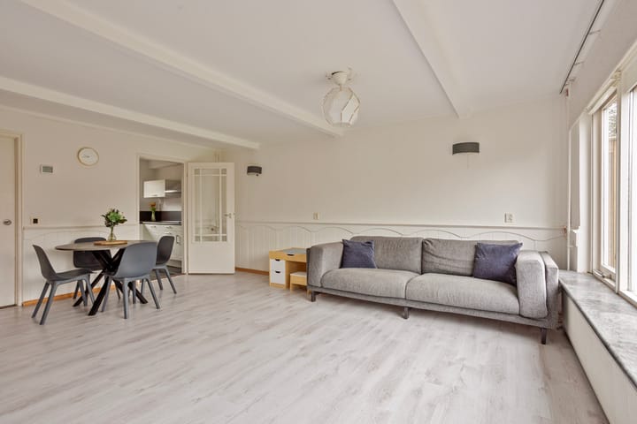 Photo 11 of Halmstraat 33