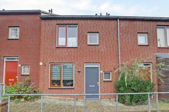 Foto 3 van J. Huizingalaan 11