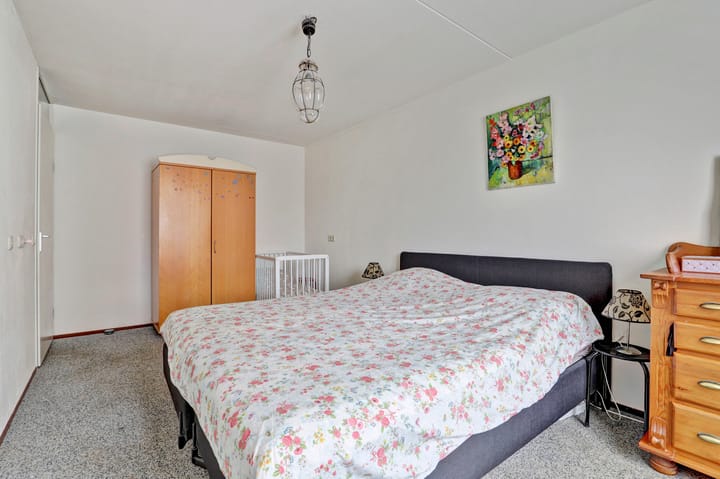 Foto 15 van J. Huizingalaan 11