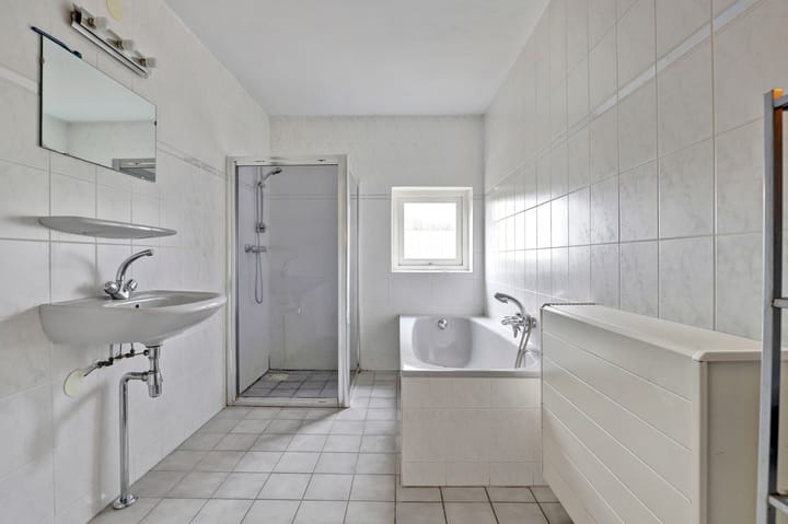 Foto 18 van J. Huizingalaan 11