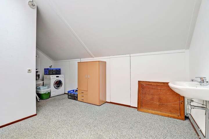 Foto 23 van J. Huizingalaan 11