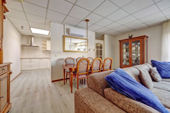 Photo 4 of Bovensim 60