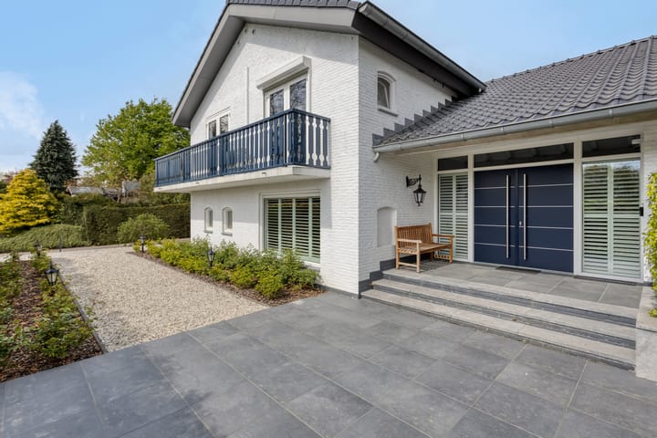 Foto 2 van Molenaarlaan 8