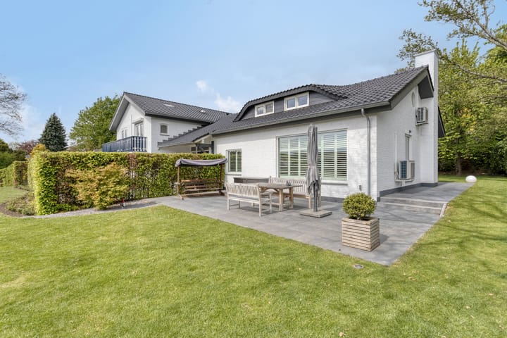 Foto 90 van Molenaarlaan 8