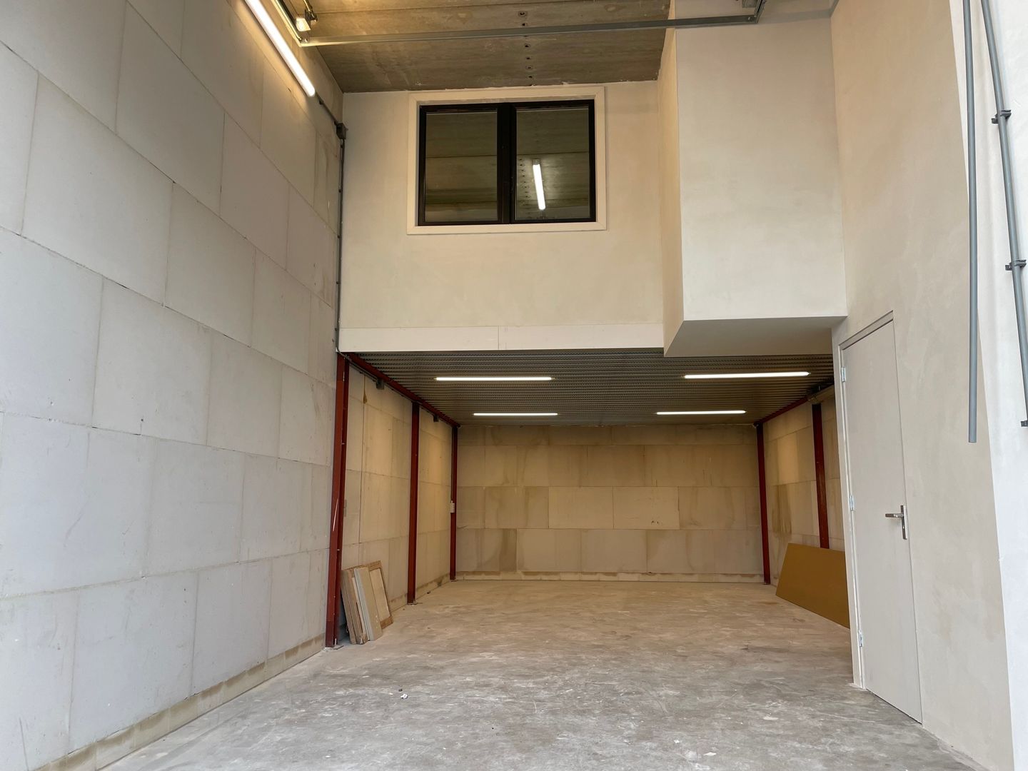 View photo 4 of Deutzstraat 54