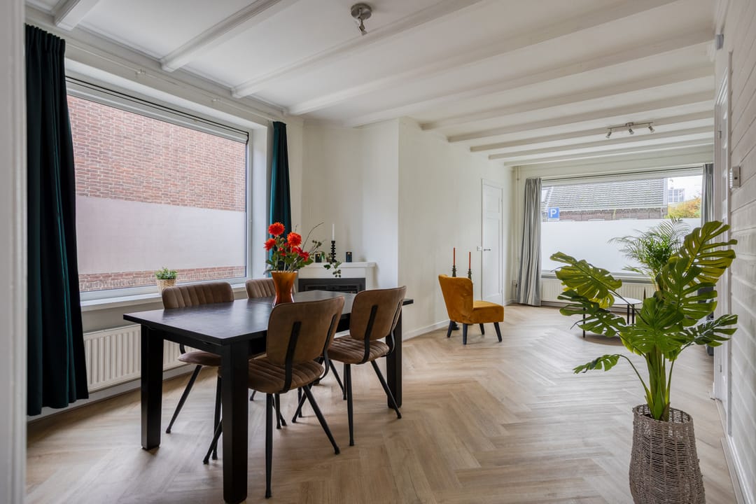 Foto 2 van Jan Tooropstraat 28