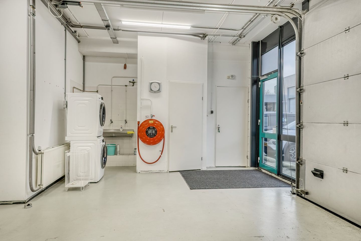 View photo 5 of Rooseveltstraat 18-S