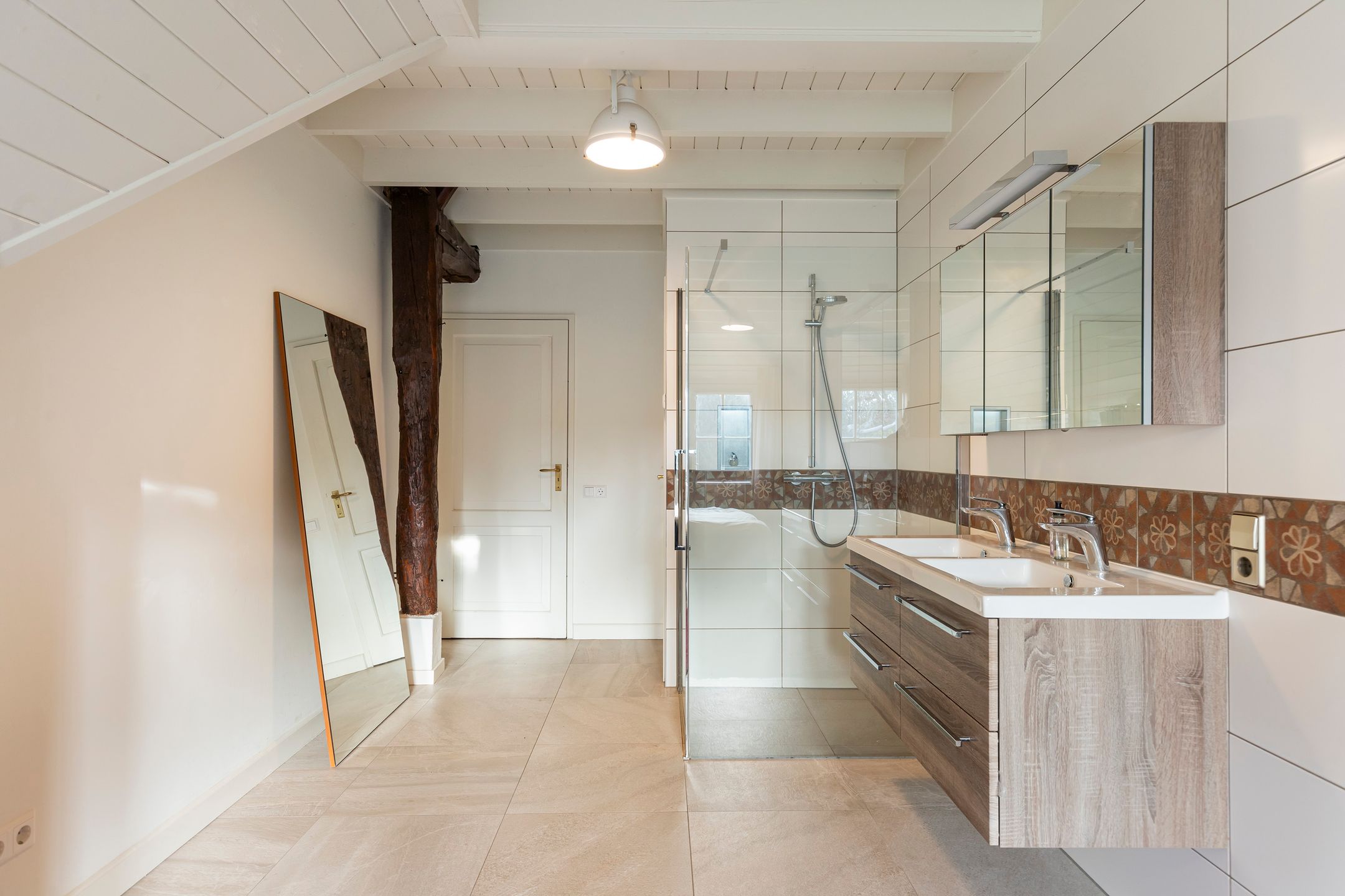 Foto 18 van Cortenoeverseweg 32