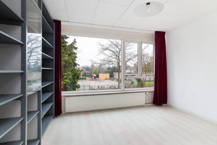 Photo 15 of Bizetlaan 13