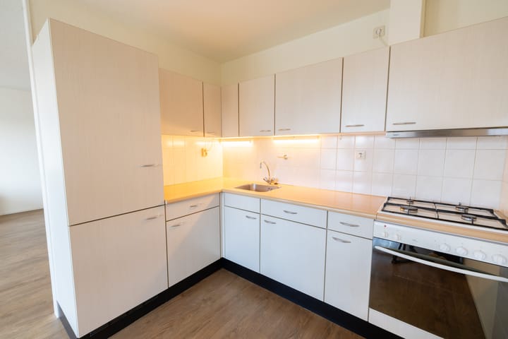 Foto 11 van Massenweg 79