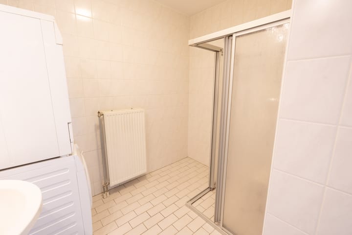 Foto 23 van Massenweg 79