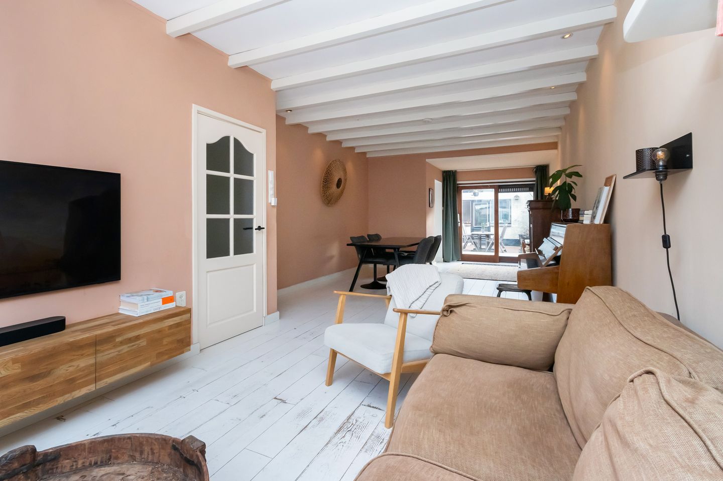 Photo 5 of Begoniastraat 7