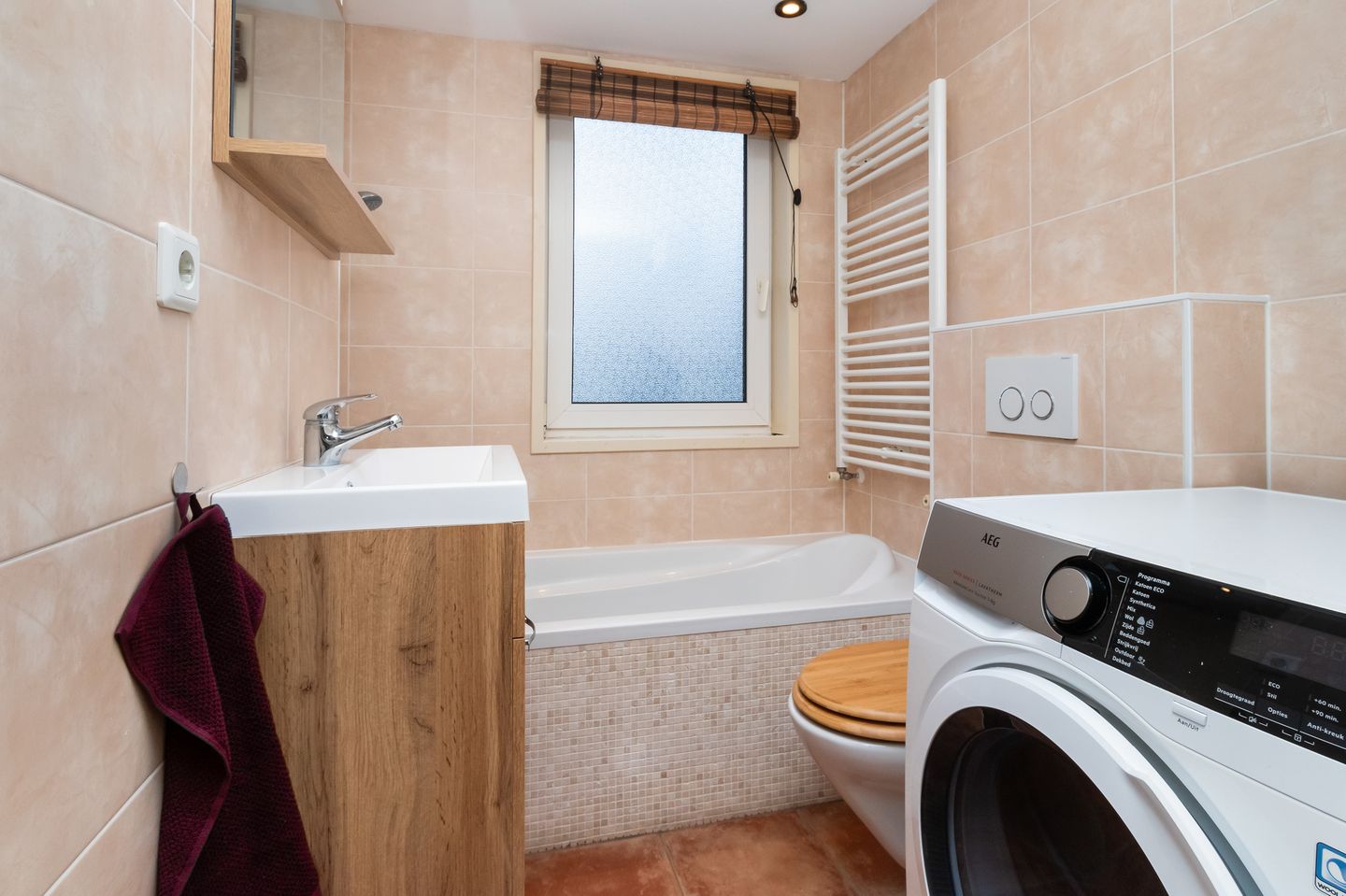 Photo 19 of Begoniastraat 7