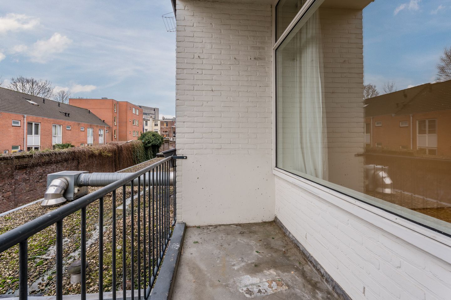 Photo 20 of Bloemerstraat 38