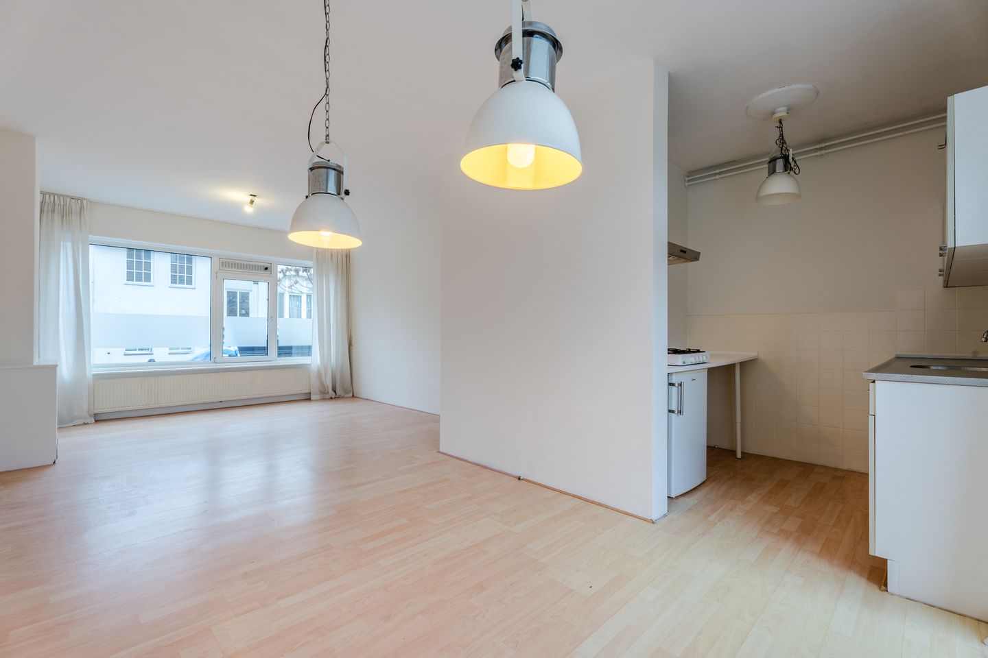 Photo 5 of Bloemerstraat 38