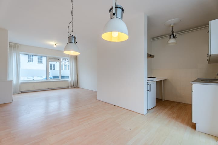 Foto 5 van Bloemerstraat 38