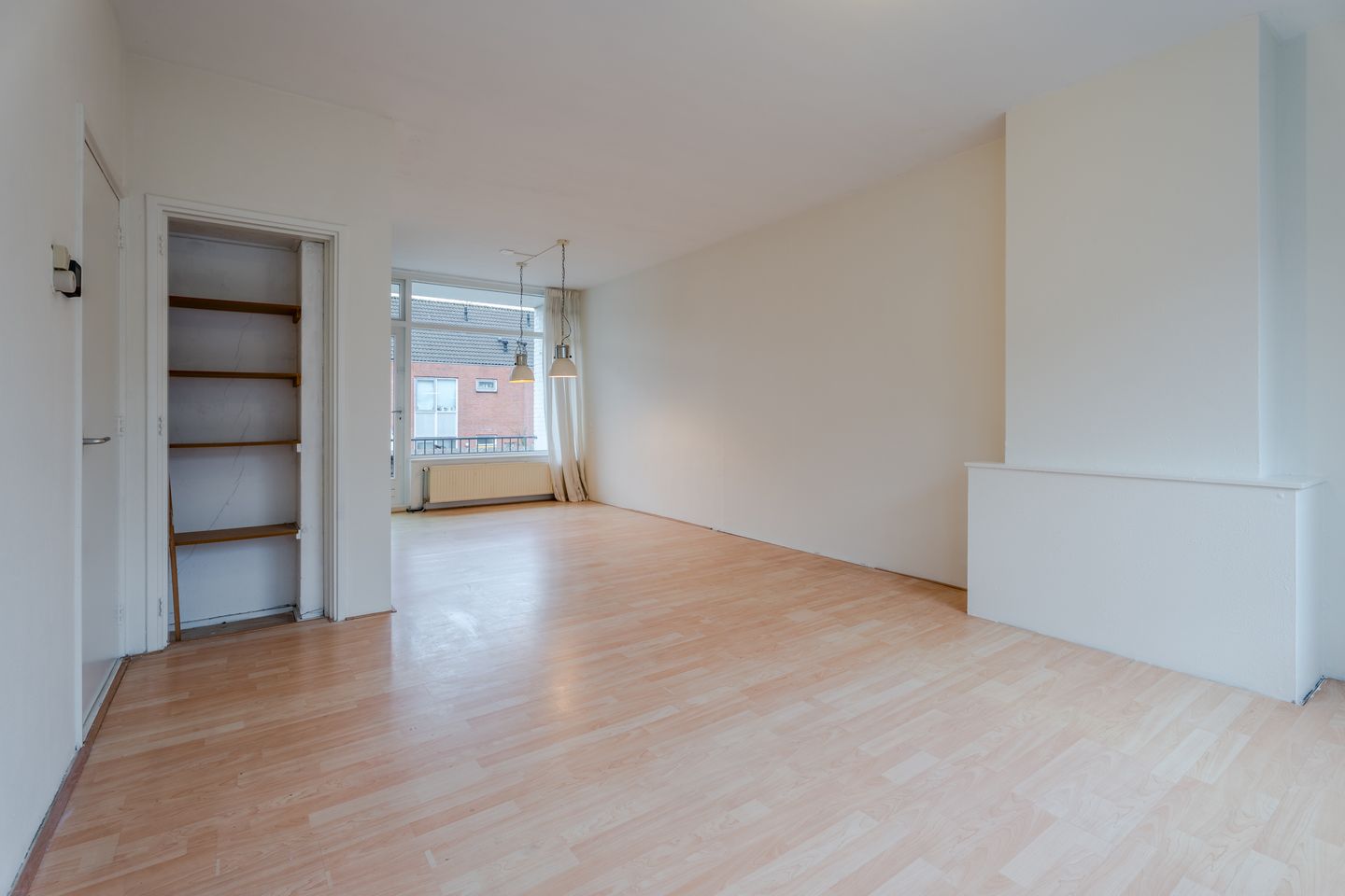 Photo 4 of Bloemerstraat 38