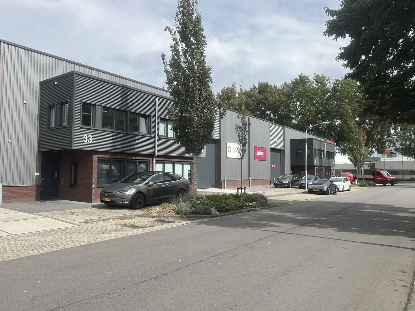 Bekijk foto 2 van Kuppersweg 31