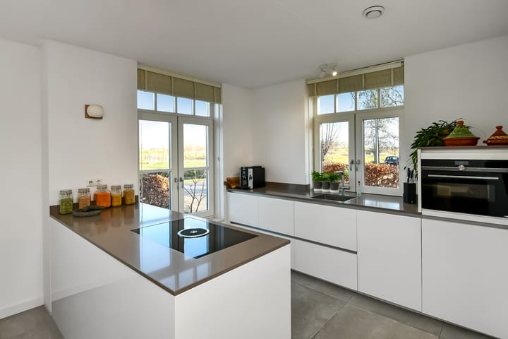 Foto 21 van Simon Carmiggeltstraat 20