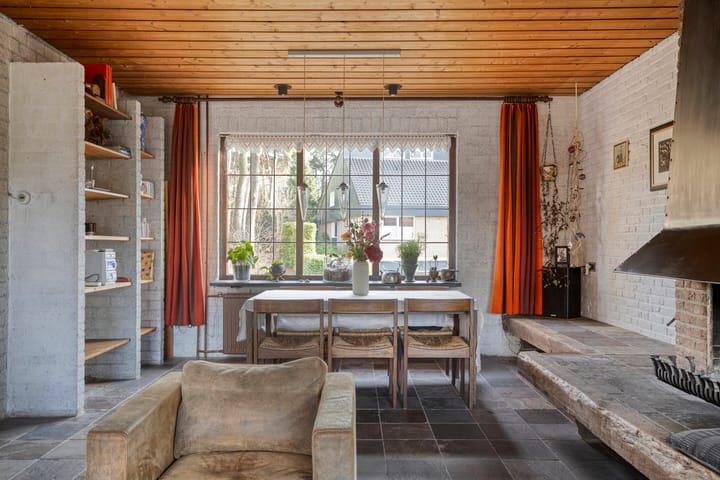 Foto 11 van Dennenlaan 4