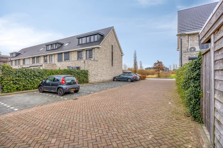 Foto 47 van Burgemeester de Geusstraat 12