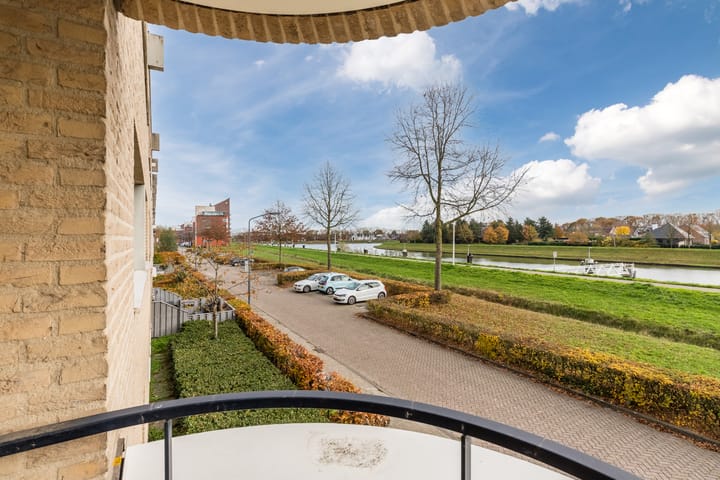 Photo 21 of Pieter Stastokstraat 163