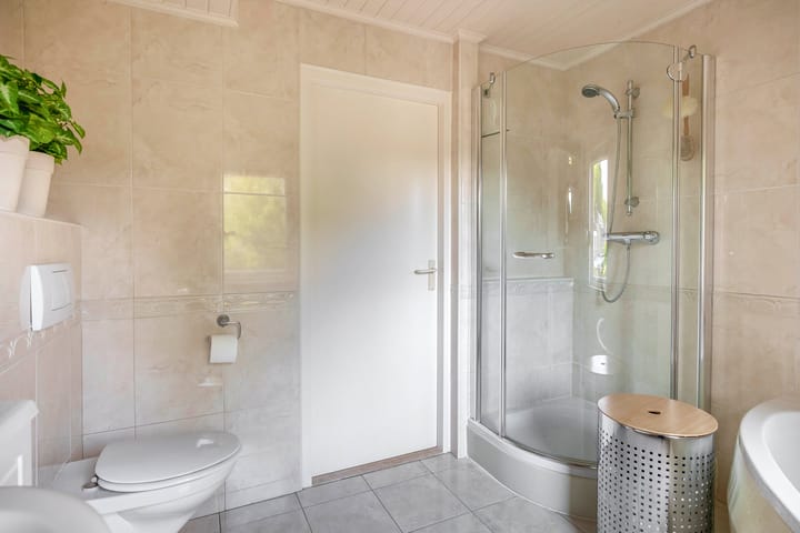 Foto 26 van Biezebeek 14