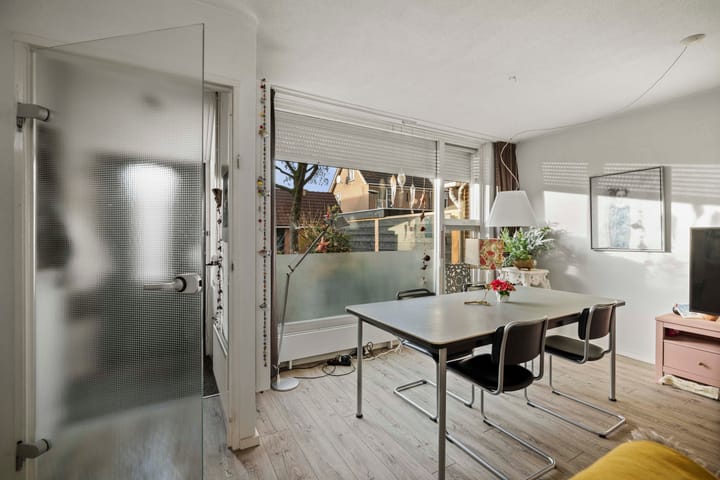 Photo 7 of Leeuwerik 2