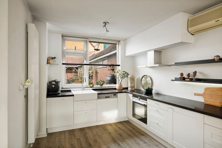 Photo 8 of Leeuwerik 2