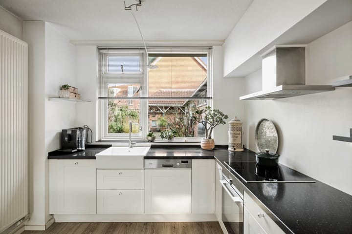 Photo 10 of Leeuwerik 2