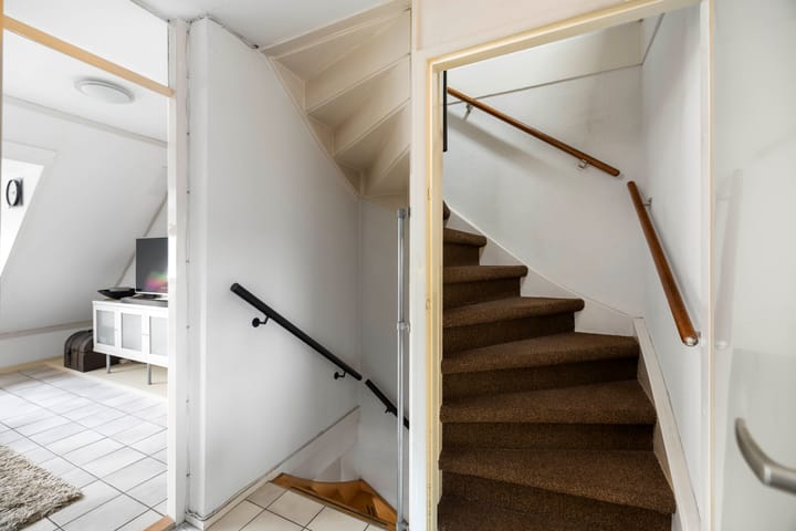 Photo 13 of Leeuwerik 2