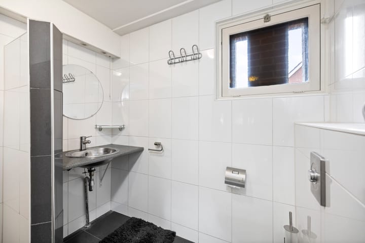 Photo 19 of Leeuwerik 2