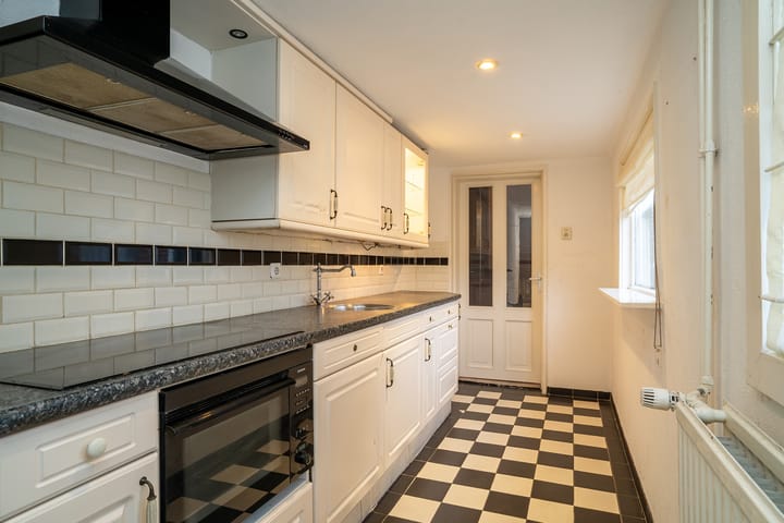 Foto 14 van Herman van Hoevellstraat 9