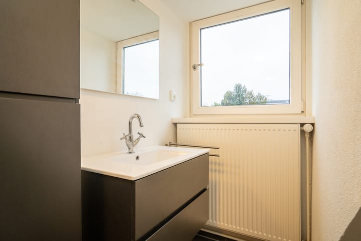 Foto 21 van Herman van Hoevellstraat 9